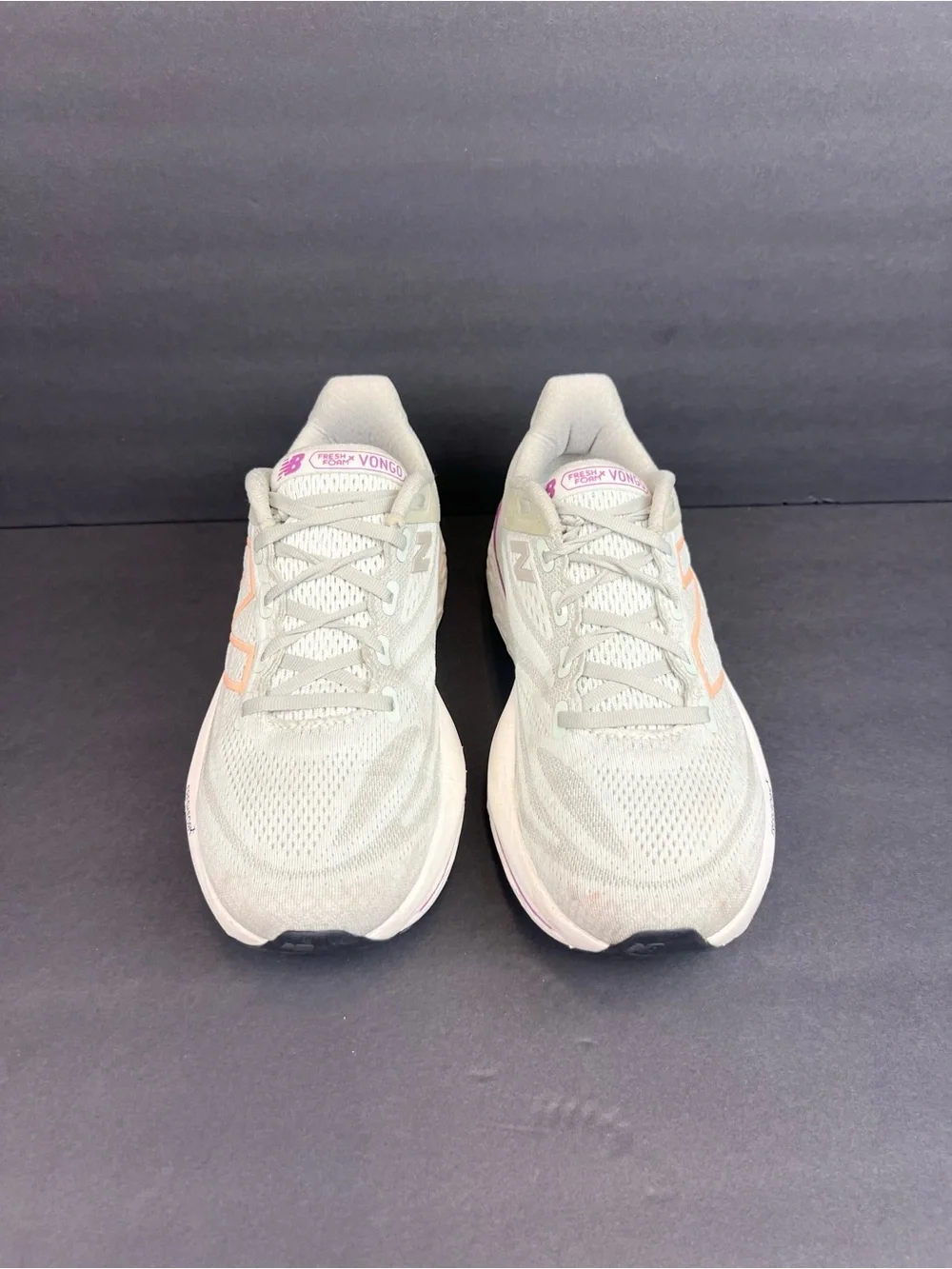 WOMEN'S NEW BALANCE FRESH FOAM X VONGO V6 VNGOCA6 US SIZE 10B